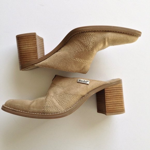 Mudd Shoes - Mudd-Tan "Sophia" Western Block Heel Mules